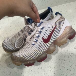 Nike Air VaporMax Flyknit 3 Light Violet Noble Red W